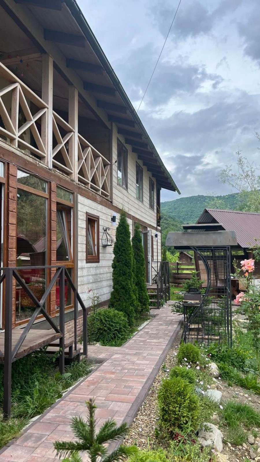 Rimma Шешори З Чаном Та Сауною Sheshory Exterior foto
